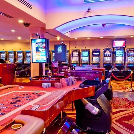 Savannah Hotel & Casino ปารามารีโบ ภายนอก รูปภาพ
