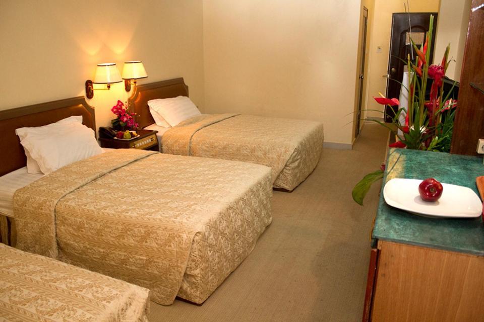 Savannah Hotel & Casino ปารามารีโบ ห้อง รูปภาพ
