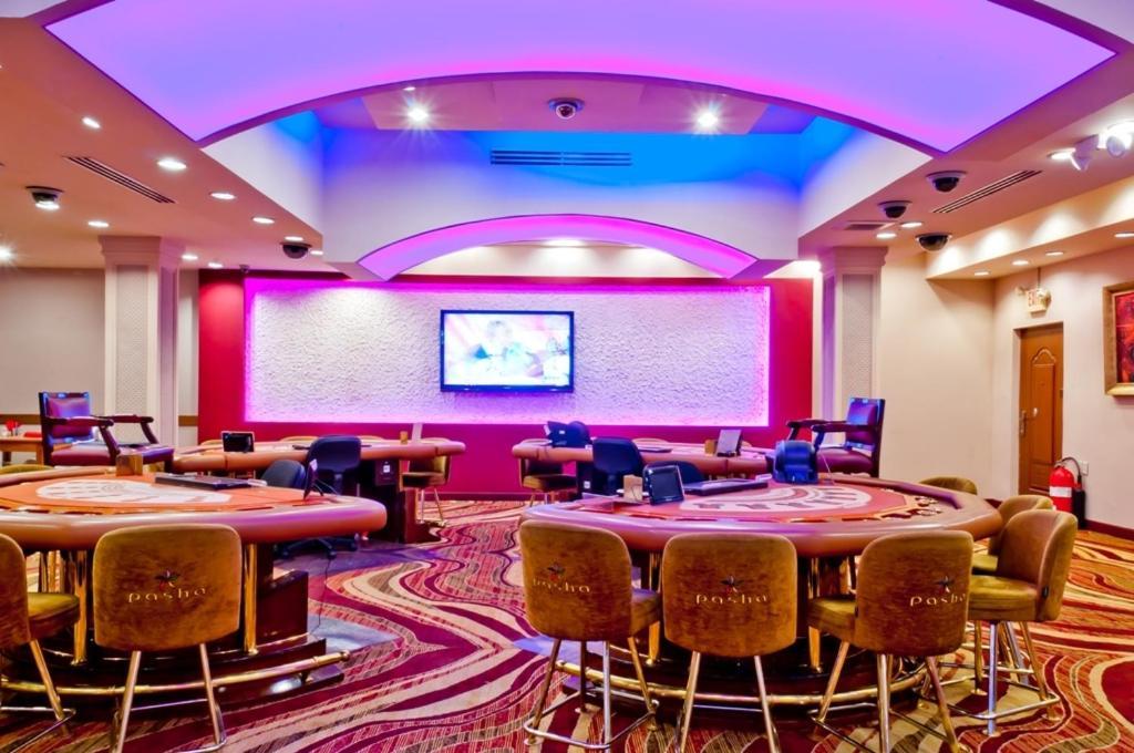Savannah Hotel & Casino ปารามารีโบ ภายนอก รูปภาพ